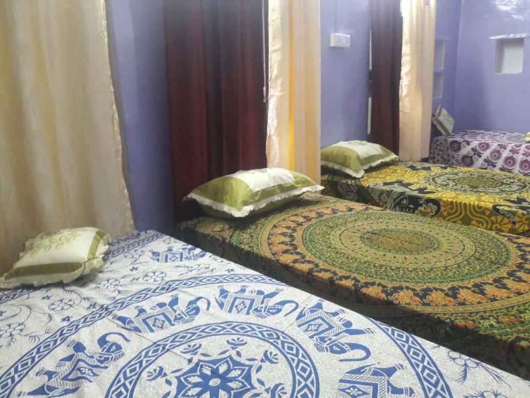 Mother Hostel فاراناسي المظهر الخارجي الصورة